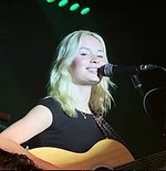 Nina Nesbitt